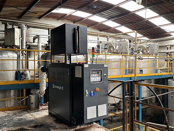 電加熱導(dǎo)熱油爐