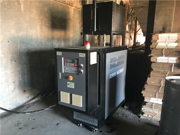 如何解決注塑產(chǎn)品浮纖問題？「歐能機(jī)械」模溫機(jī)有效控溫不浮纖